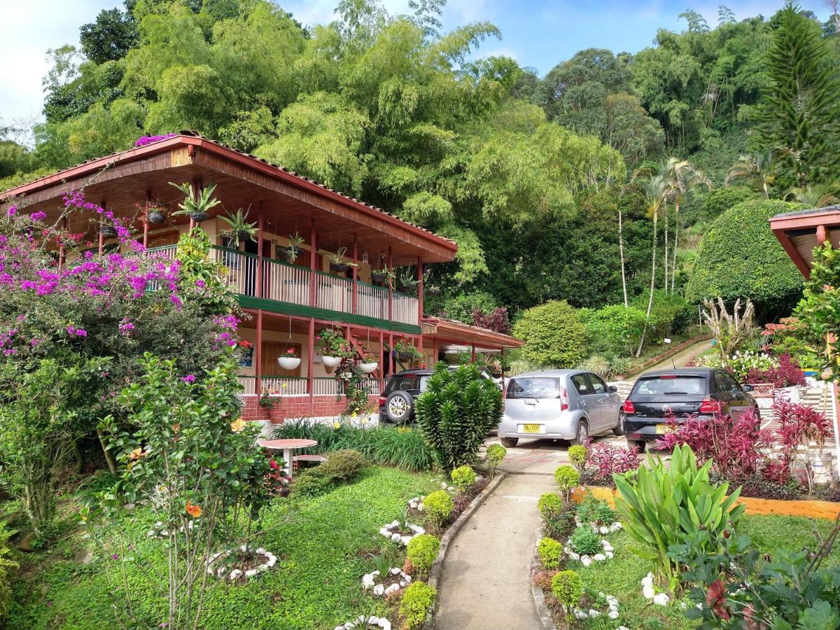 Finca Turistica Los Rosales Pereira Ngoại thất bức ảnh