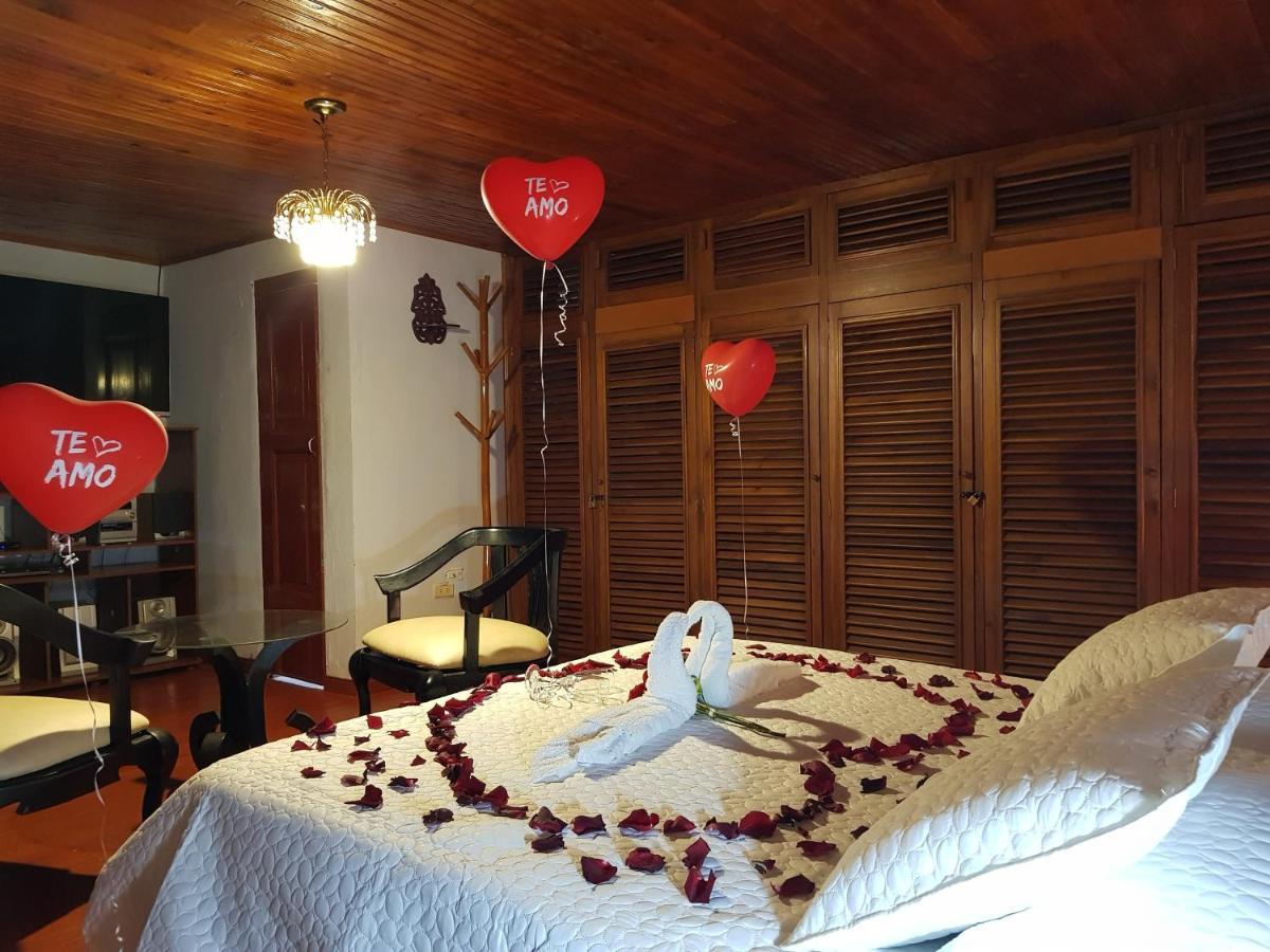 Finca Turistica Los Rosales Pereira Ngoại thất bức ảnh